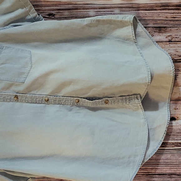 Chico's Men's Short-Sleeve Botton Down Shirt Size 2 - Picture 3 of 6